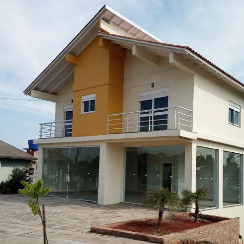 Casa Residencial e Comercial